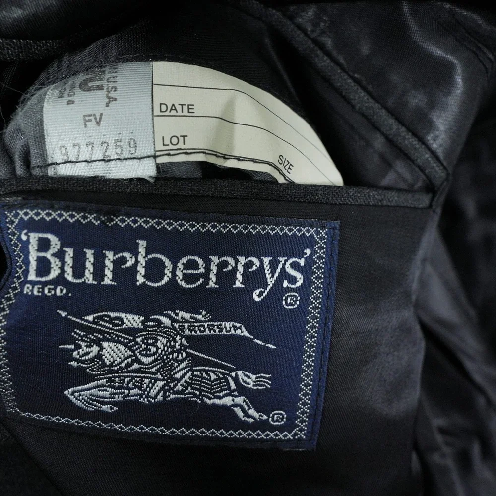 Vtg Burberrys Mens Charcoal Pinstripe Double Breasted Wool Suit Saks 5th 33x30